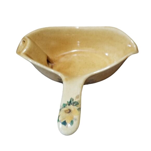 Vintage Hand-Painted Floral Ceramic Gravy Boat With Handle & Pour Spout 8"x8"x2. - Picture 6 of 7